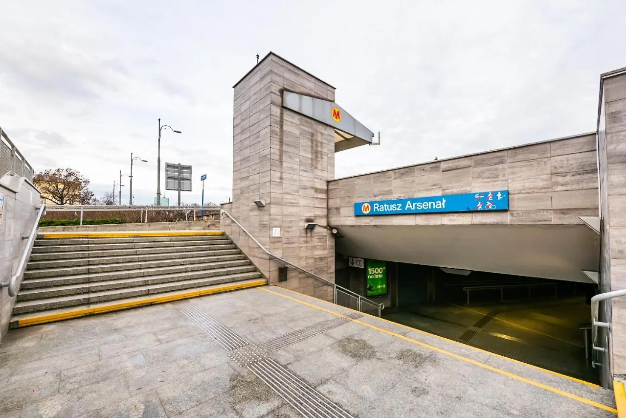 Metro Ratusz Arsenal Designer Studio Warsaw 0*,  Poland